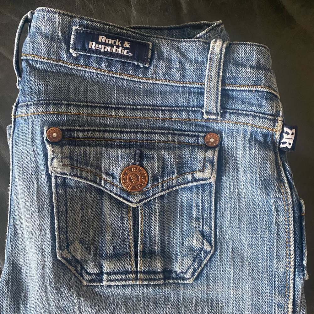 Rock & Republic, straight/slight flare boot cut jeans. Size 26